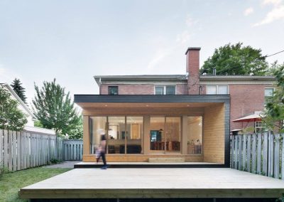 Entreprise amenagement paysager et pose de pave uni et terrassement à Montréal, Laval, Longueuil, Boucherville, Beloeil, Brossard, Mirabel, Outremont, Westmount, Saint-Eustache, Rive-Sud et sur la Rive-Nord de Montréal / Entrepeneur Asphalte Montréal